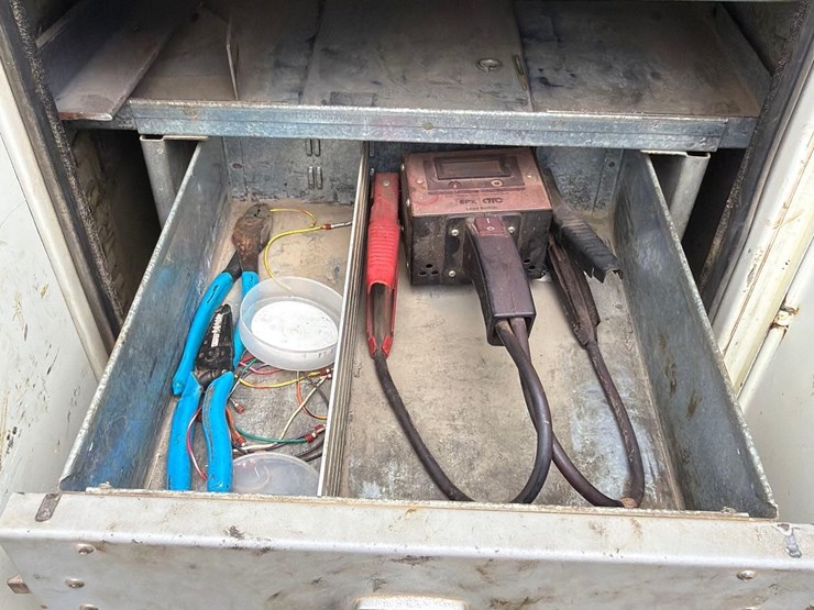 2009-international-durastar-4300-image-24