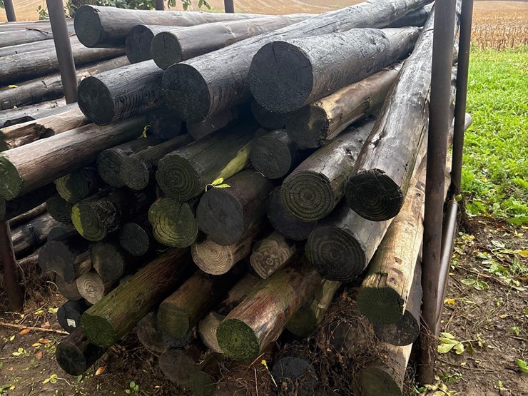 wood-post-and-stand-image-8