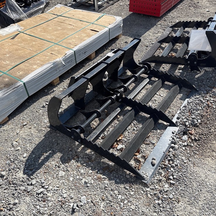 #84 • MINI SKID STEER LAND LEVELER