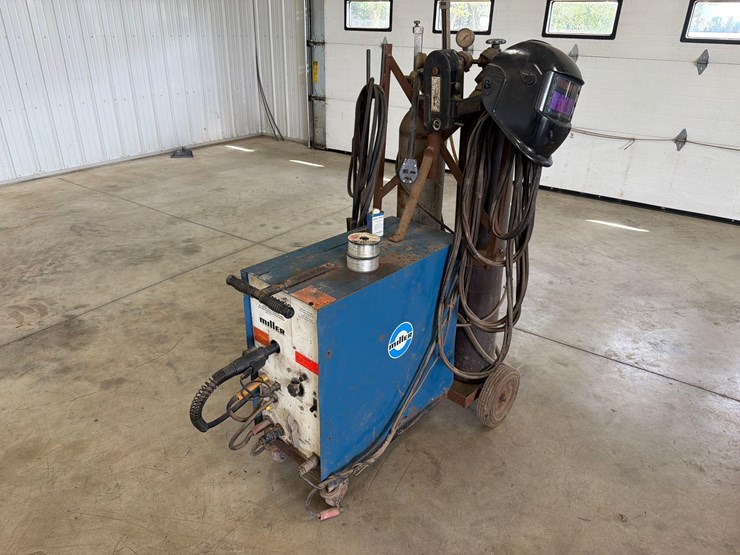 miller-matic-200-wire-welder-image-1