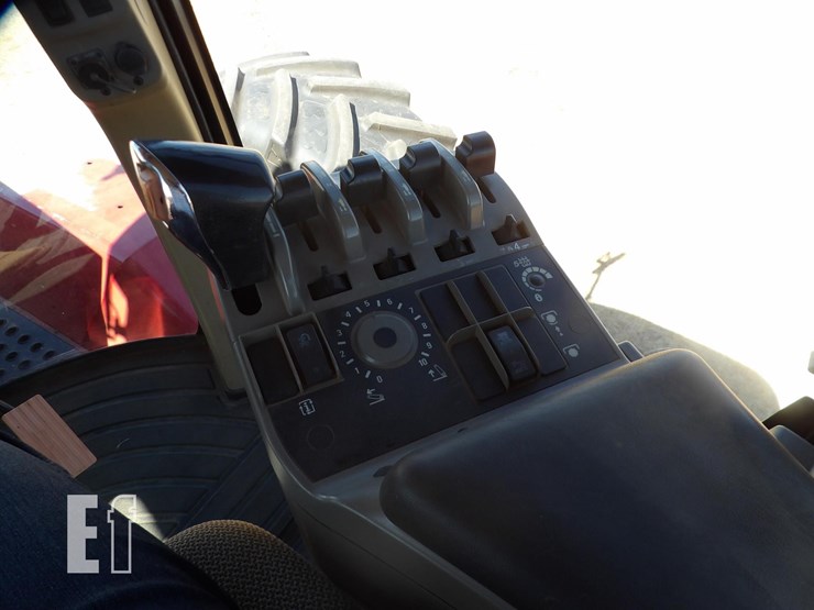 2009-case-ih-steiger-385-image-28