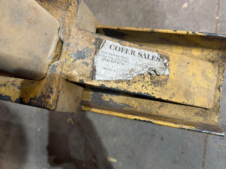 goffer-model-r-12-tractor-splitting-stand-image-16