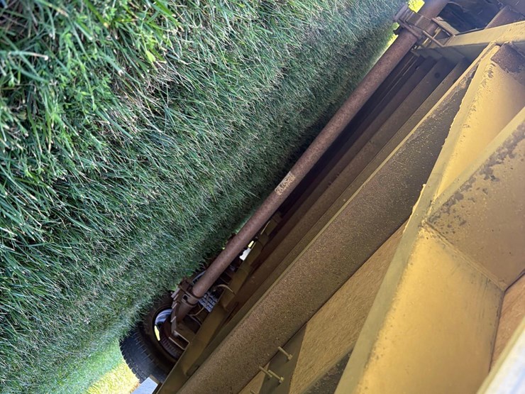 2011-stealth-14ft-enclosed-bumper-hitch-trailer--1-owner-image-39