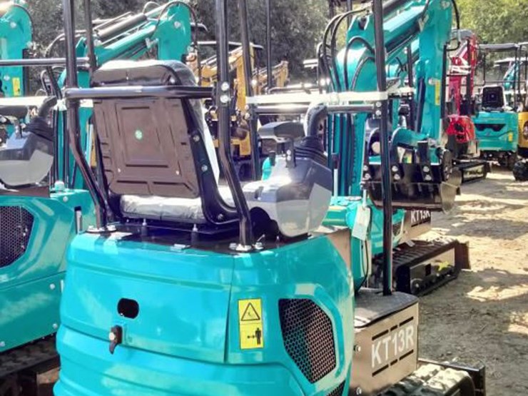 #5-•-cfg-mini-excavator---kt13r-image-4