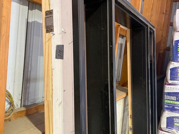 door-frame-with--two-side-lights-image-3