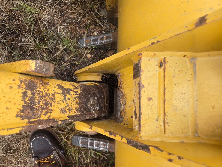 caterpillar-420f-image-96
