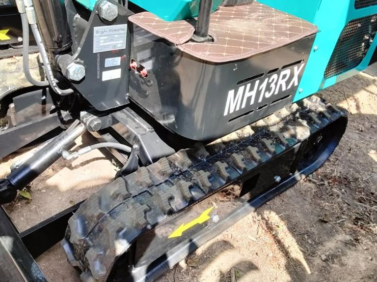 #6-•-cfg-mini-excavator---mh13rx-image-8