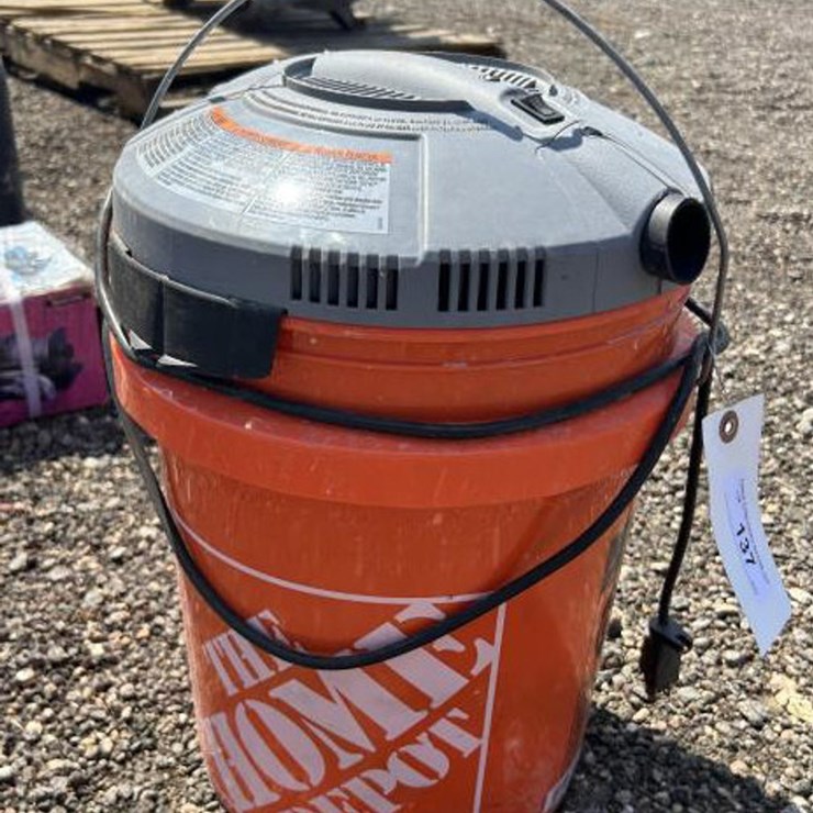 #137 • 5-Gallon Bucket Head Wet/Dry Vac Power Head