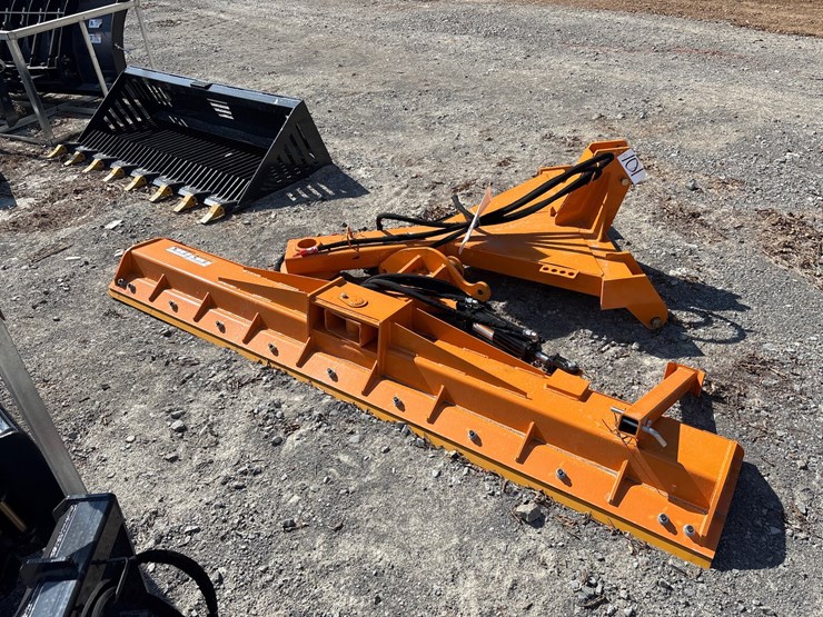 #101-•-9’-3-pt-hydraulic-grader-blade-image-2
