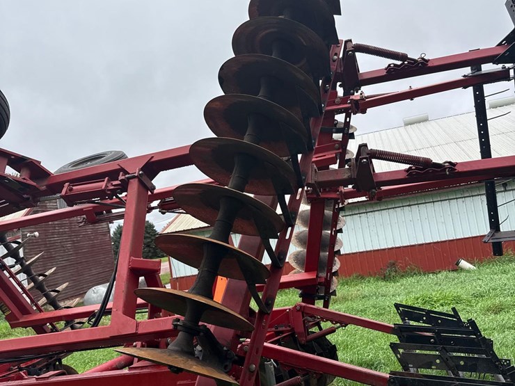 case-ih-3900-image-41