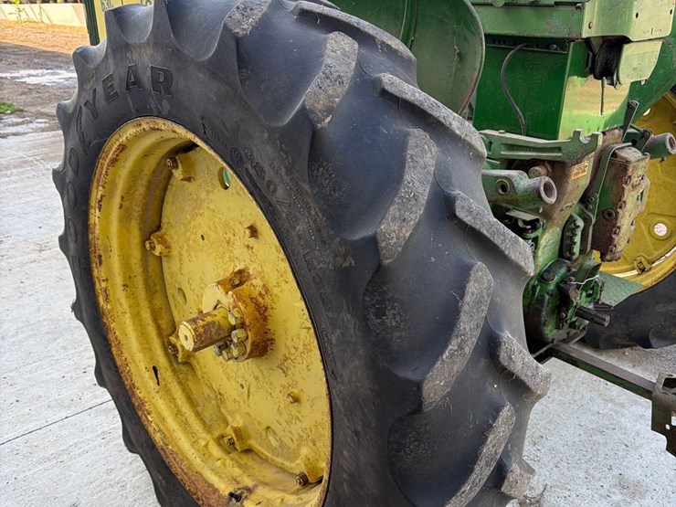 john-deere-630-image-18