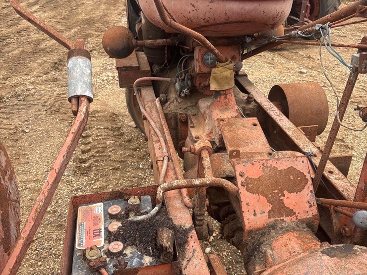 allis-wc-tractor-image-15