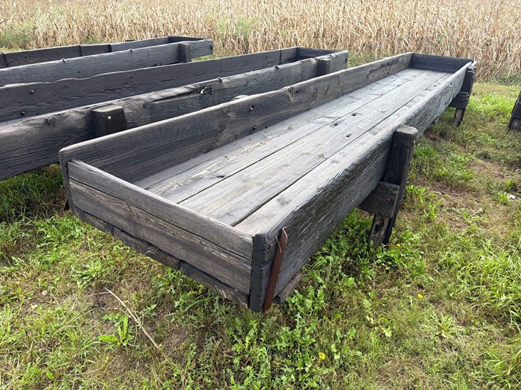 doon-saw-mill-3ft-x-20ft-wood-feed-bunk-image-1