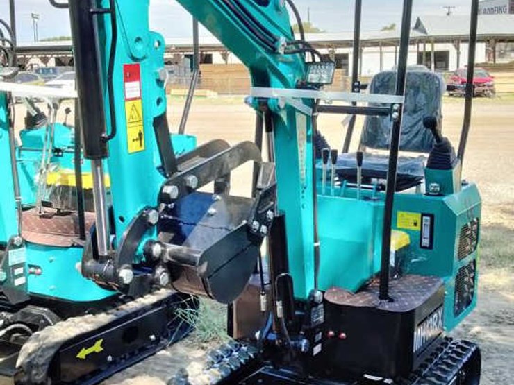 #28-•-cfg-mini-excavator---mh13rx-image-1