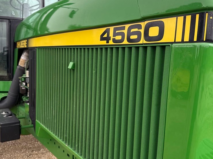1994-john-deere-4560-image-16