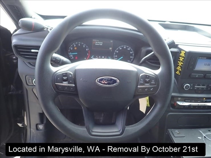 2021-ford-explorer-image-7