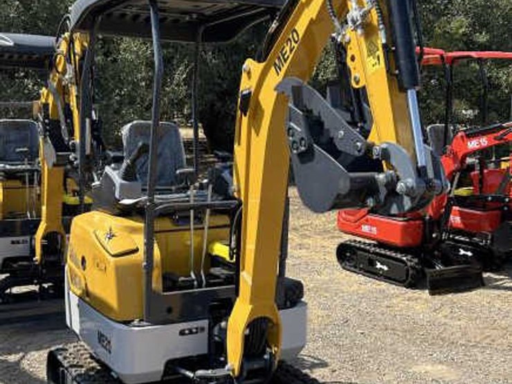 #145-•-yanmar-diesel-mini-excavator---me20-image-3