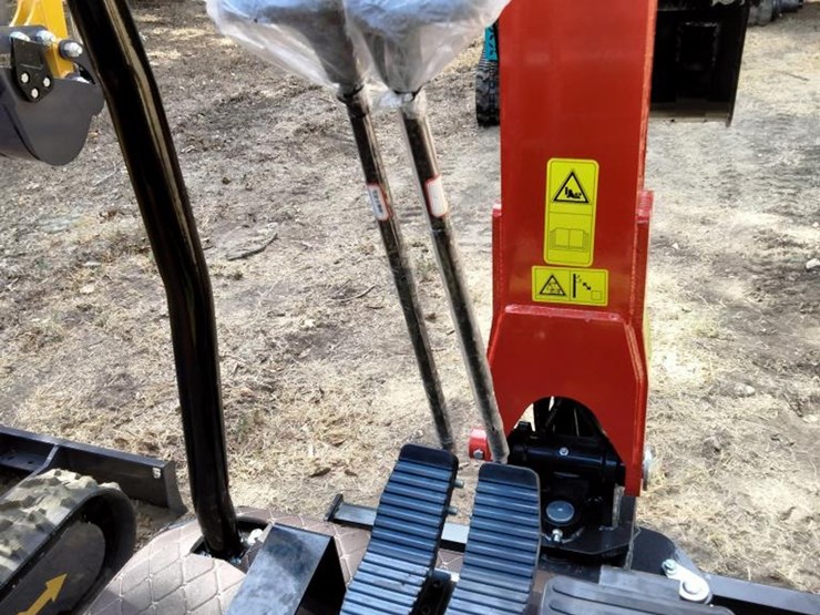 #17-•-yanmar-diesel-mini-excavator---ynt18-image-7