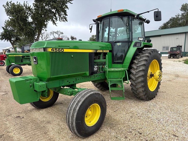 1994-john-deere-4560-image-25