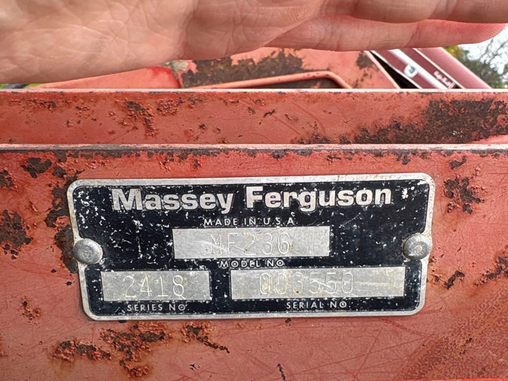 massey-ferguson-165-image-12
