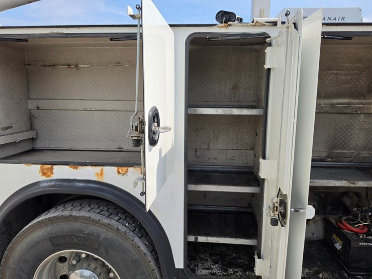 2018-kenworth-t370-image-87