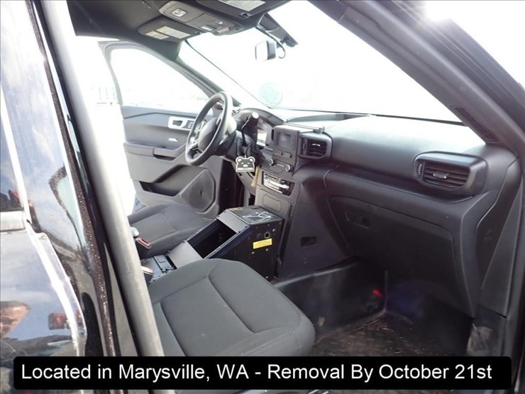 2021-ford-explorer-image-2