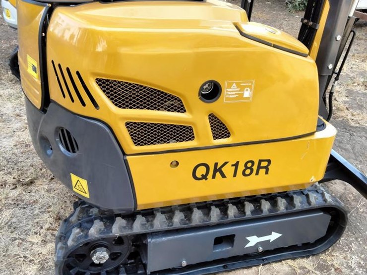 #15-•-cfg-mini-excavator---qk18r-image-8