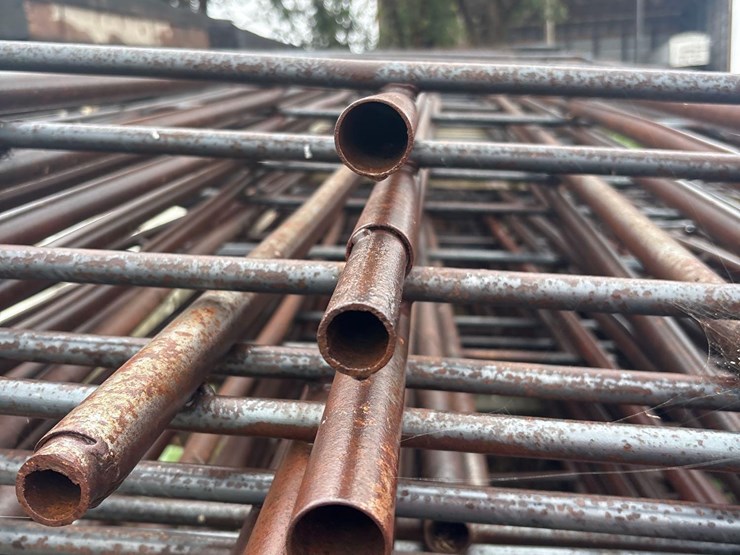 7-steel-fence-panels-image-4