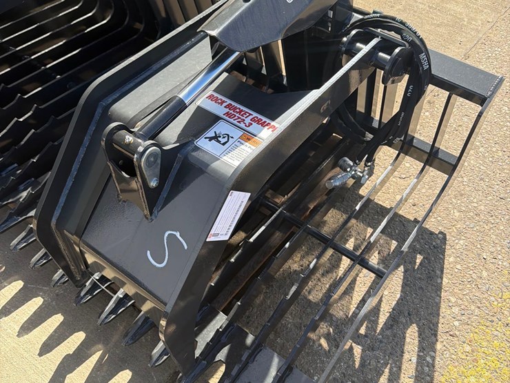 stout-hd-72”-skidloader-grapple-bucket-image-6