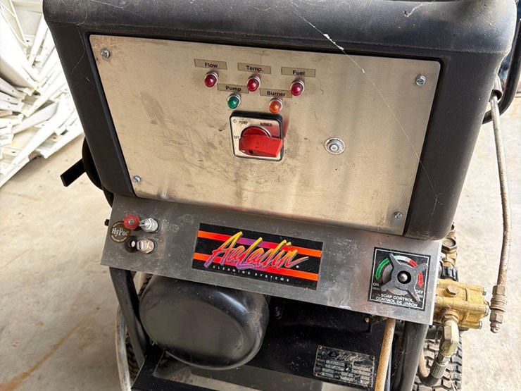 aaladin-3000-psi-hot-water-power-washer—1-owner-image-4