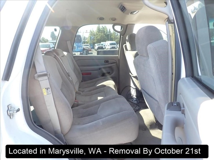 2005-chevrolet-tahoe-image-2