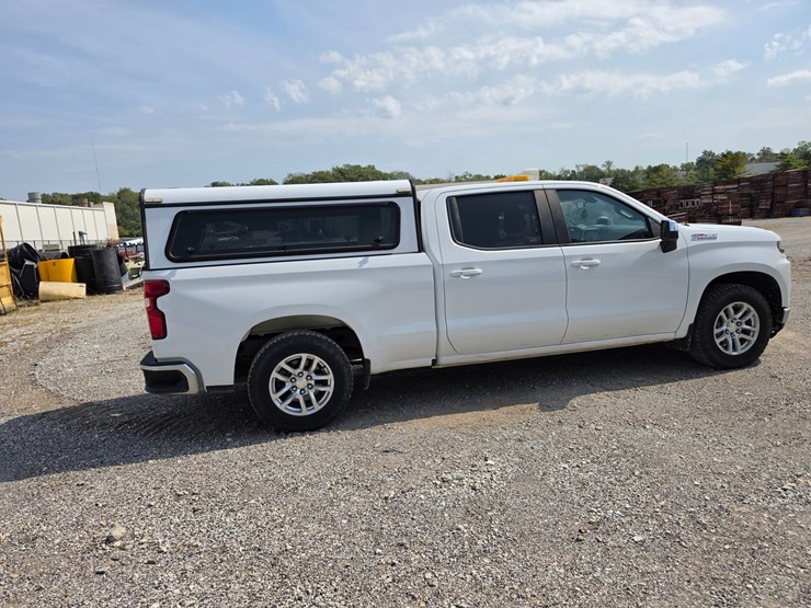#25311-•-2019-chevrolet-silverado-pickup-truck-image-17
