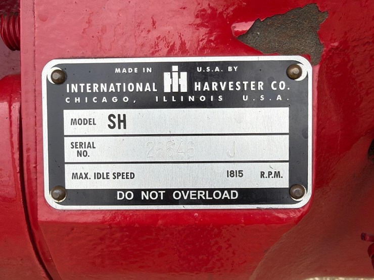 1954-farmall-super-h-tractor—restored-image-27