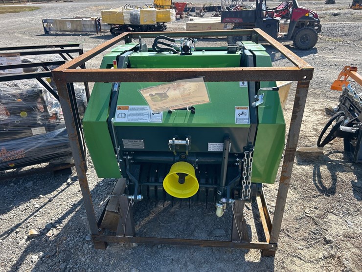 #30-•-landhonor-870-mini-round-baler-image-2