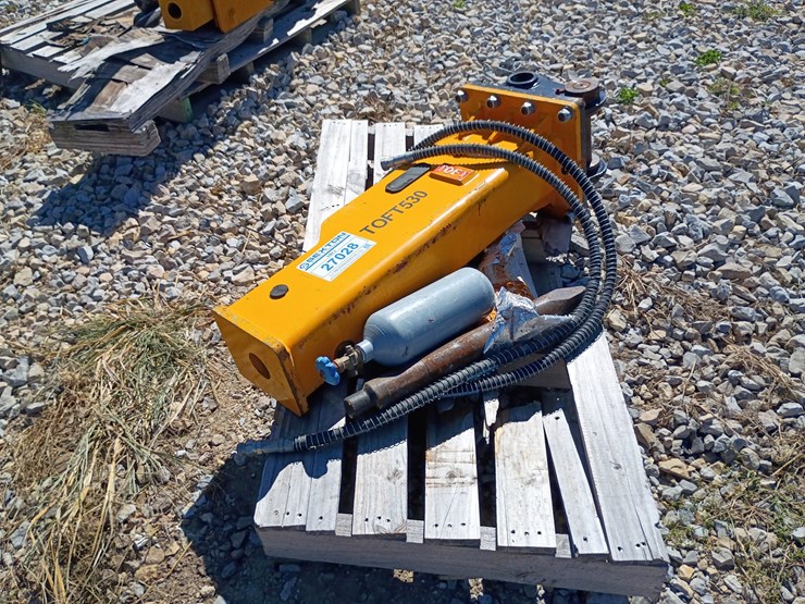 #27028-•-toft-hydraulic-breaker-excavator-attachment-(530)-image-3