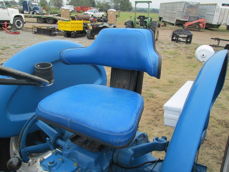 ford-3000-image-25