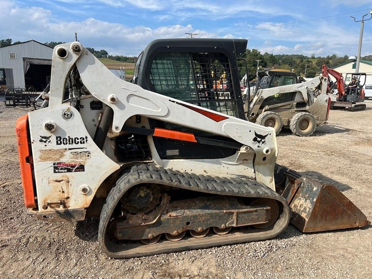 2019-bobcat-t595-image-8