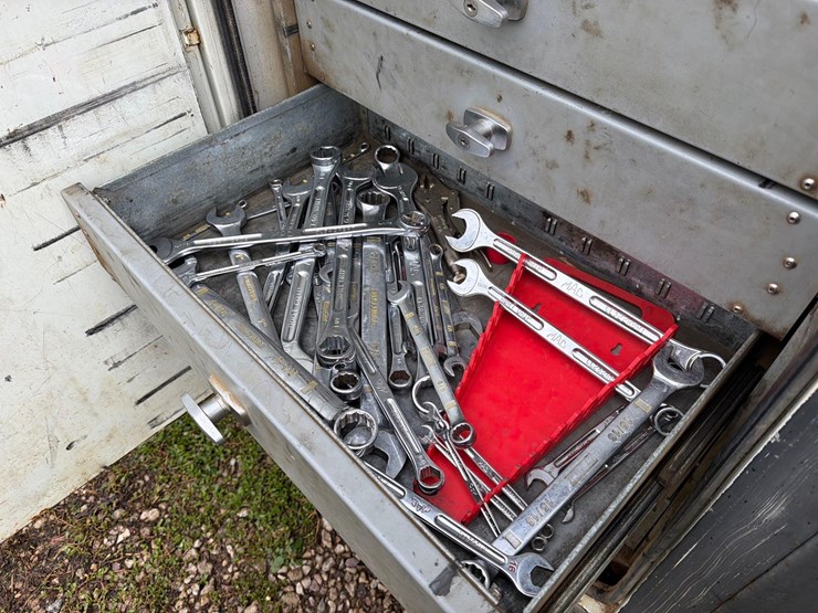 2009-international-durastar-4300-image-32