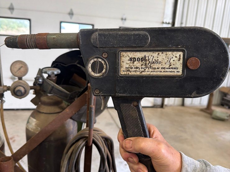 miller-matic-200-wire-welder-image-18