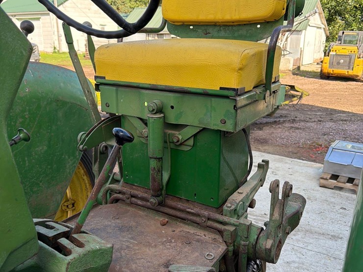 john-deere-630-image-23