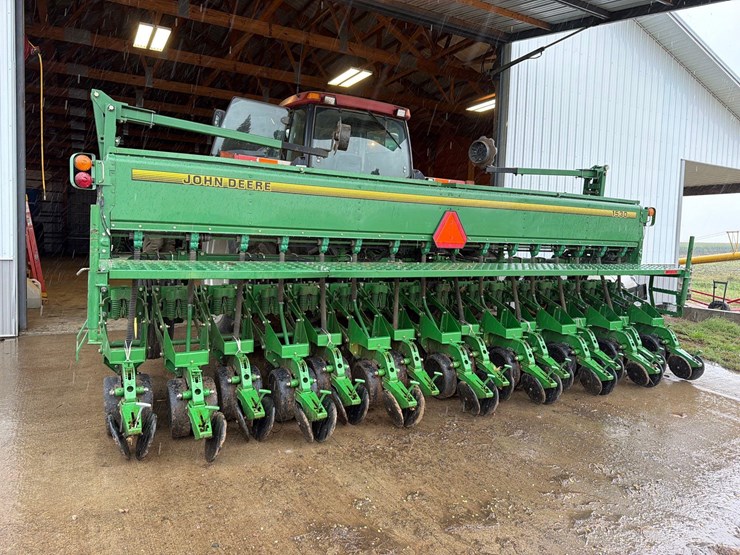 1991-john-deere-1530-image-2