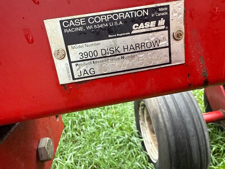 case-ih-3900-image-36