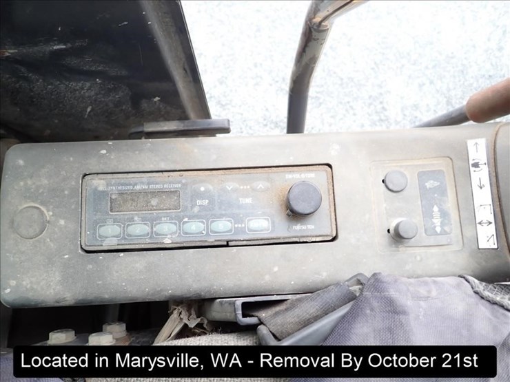 2004-deere-200c-lc-image-20