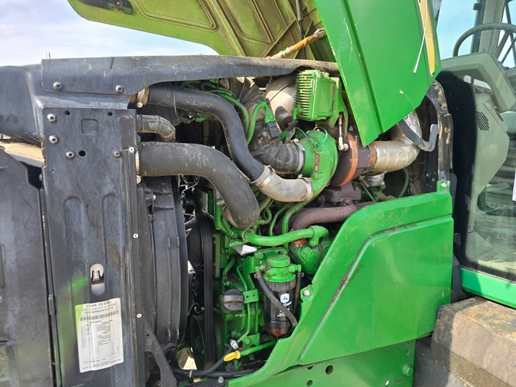 john-deere-6105m-image-25