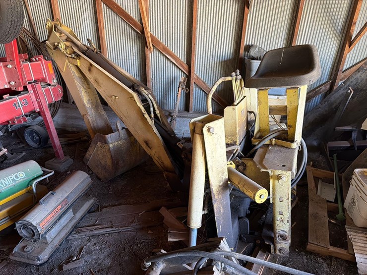new-holland-lb-11-3pt-backhoe-image-1