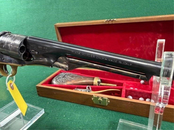 navy-arms-co.-mdl.1860-army-44cal-revolver-image-7