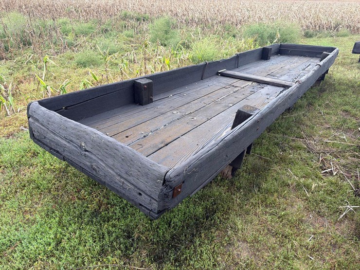 doon-saw-mill-4ft-x-20ft-wood-feed-bunk-image-1