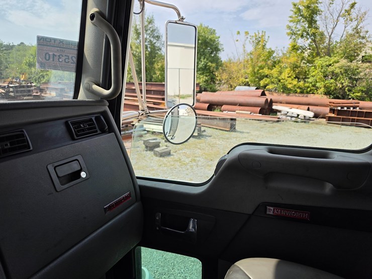 2018-kenworth-t370-image-59