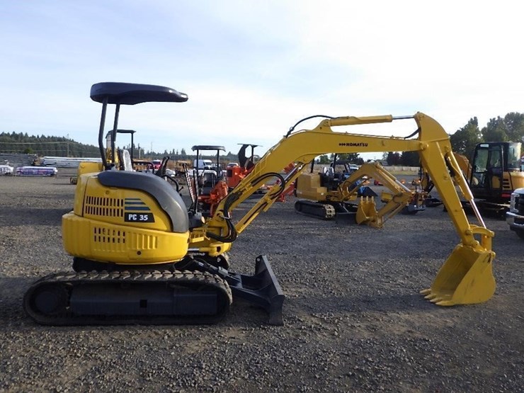 komatsu-pc35mr-1-image-6