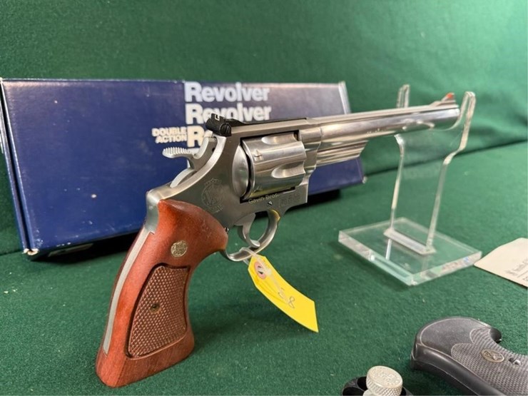 smith-&-wesson-mdl.629-1-44mag-revolver-image-3